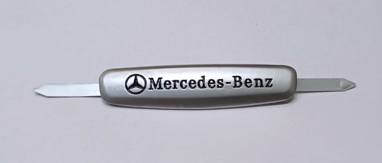 Надпись Mercedes-Benz BNL-025 (181)