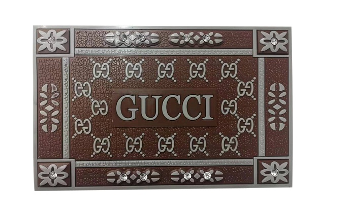 Коврик на панель противоскатный Gucci коричневый, стразы G-1