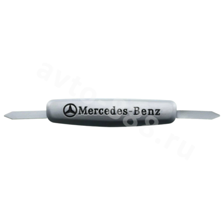 Надпись Mercedes-Benz