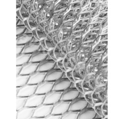 Сетка на решетку радиатора алюминиевая серебро крупная 1000*330 мм ячейка 8x25мм фото 4
