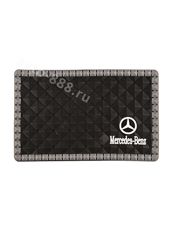 Коврик на панель маленький с эмблемой MERCEDES-BENZ. ZXQ-01