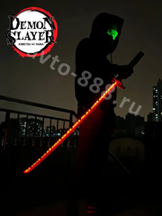 Катана Ёриичи Цугикуни, Клинок рассекающий демонов-ZhangShen jiguo刀 金色手柄 黑刀壳 黑红剑身 фото 1