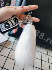 Брелок-карабин хвост норки  белый фото 2