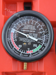 Комплект для проверки вакуумного и топливного насоса автомобиля фото 3