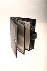 Обложка для документов на застёжке фото 3